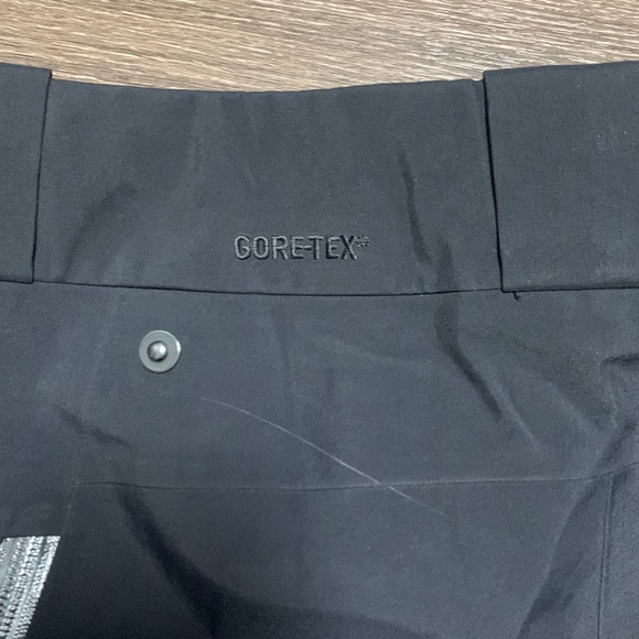 Arc’Teryx Gore-Tex pants - Picture 6 of 16